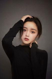 umika本人照片,光影交织下的时尚偶像